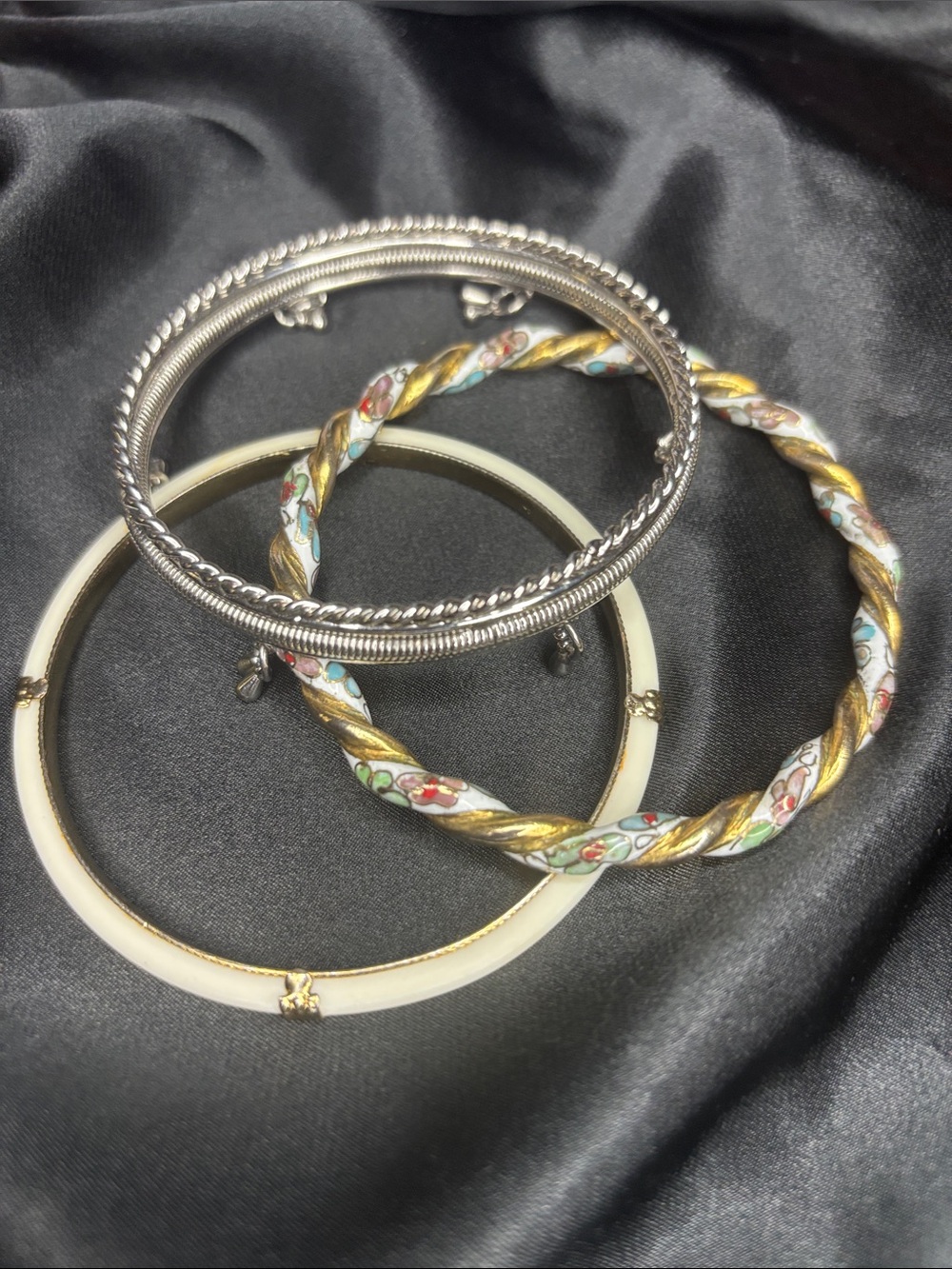 Twisted Cloisonné + White + Silver Bangle  Bracelet Set - Women Jewelry